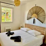 Maison Neuve A 300m De La Sud Et A Proximite Des Golfs Holiday home