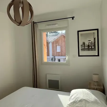 Maison Neuve A 300m De La Sud Et A Proximite Des Golfs * Lacanau